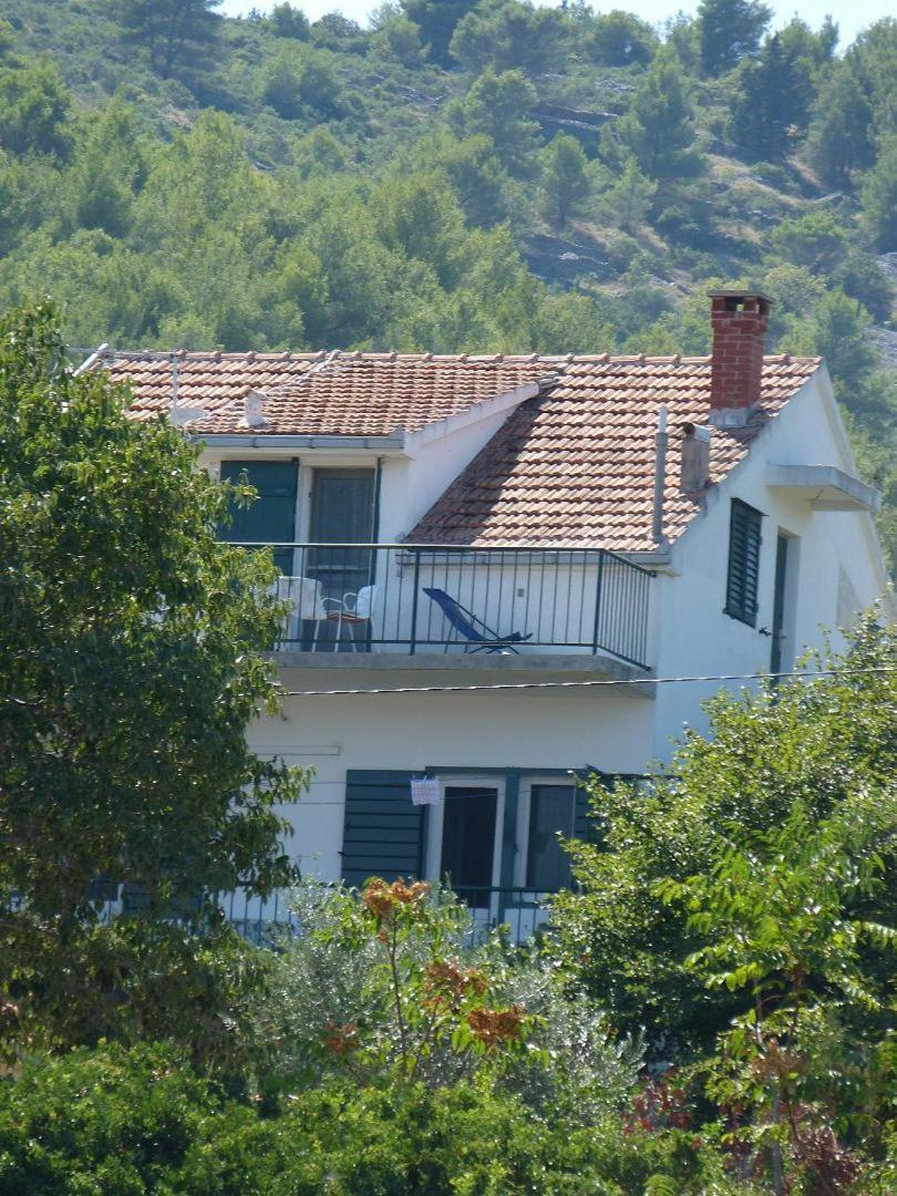 Seaview Holiday Apartments Slatine Exterior photo